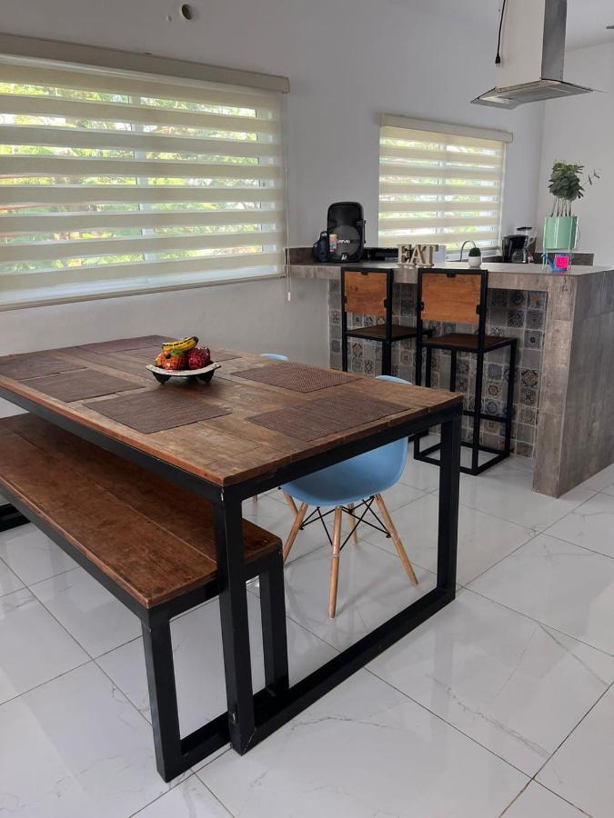 Casa Paloma 2 En Segunda Planta Cerca De Aeropuerto Y Centro Comercial 체투말 외부 사진